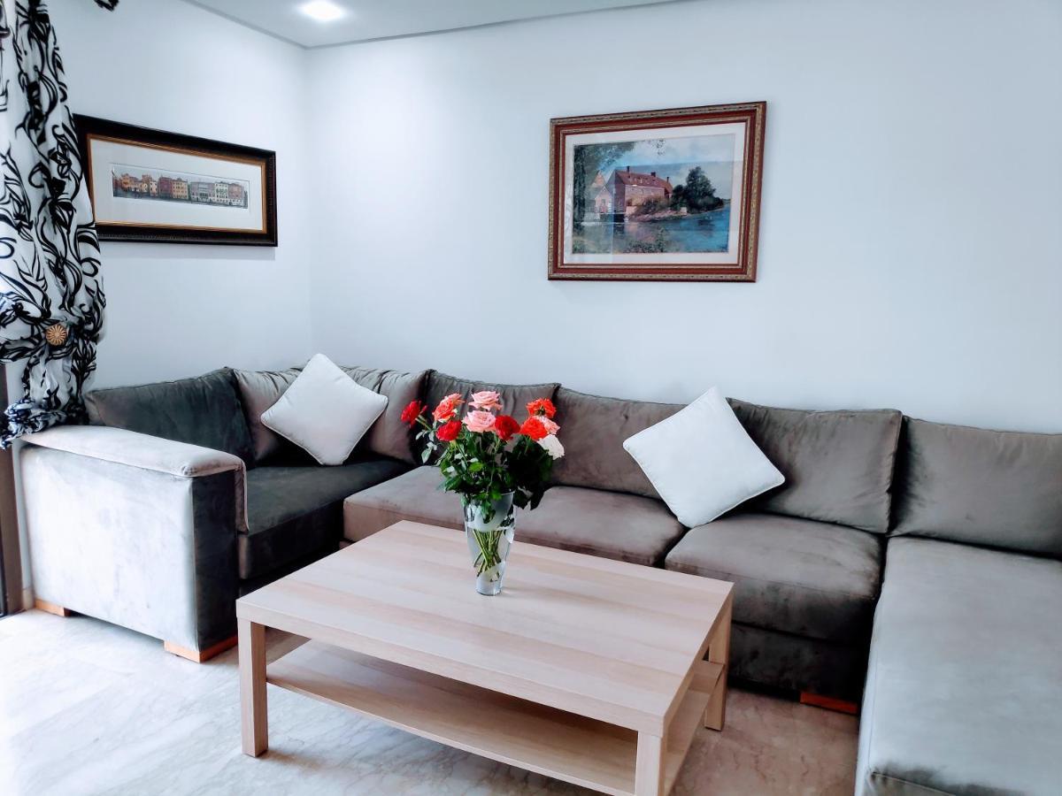 La Marina Luxury Apartment Fully Furnished Free Wifi, High Standard Residence, Amazing Prime Location Close To Restaurants, Transport, Beach And Bouregreg River Salé Ngoại thất bức ảnh